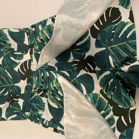 Topshop Palm Bandeau Skort Playsuit; romper size us 4, fits like a size 2 - Picture 4 of 8